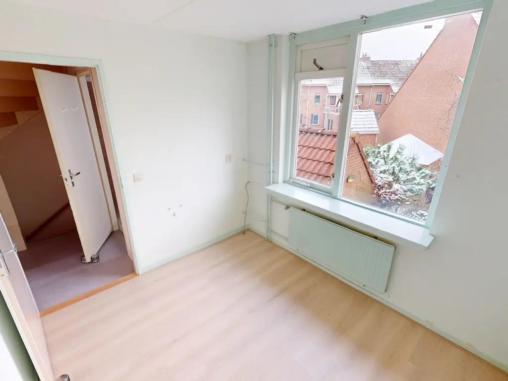 Kweekwal 10, ENKHUIZEN