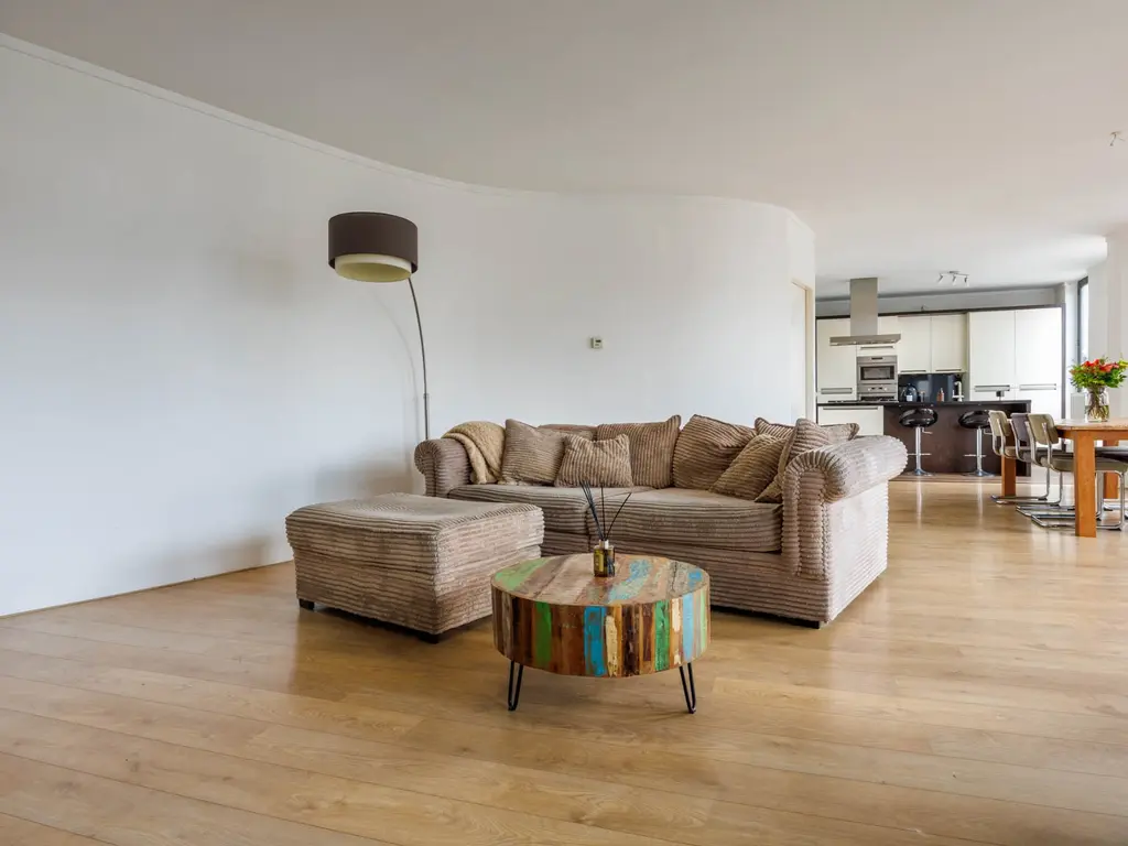 Hoge Rijndijk 88A, Leiden