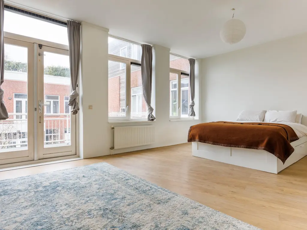 Hoge Rijndijk 88A, Leiden