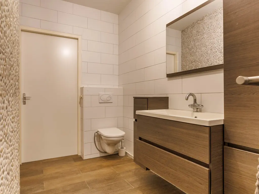 Hoge Rijndijk 88A, Leiden