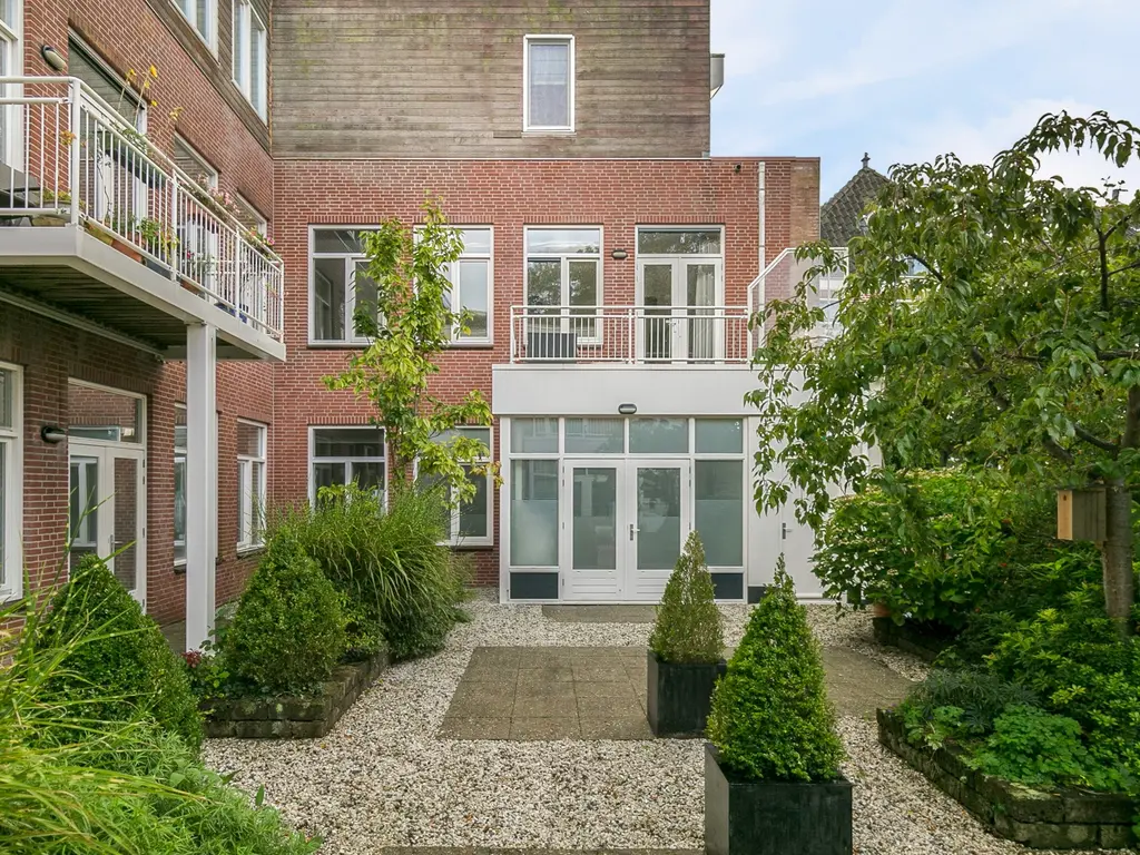 Hoge Rijndijk 88A, Leiden