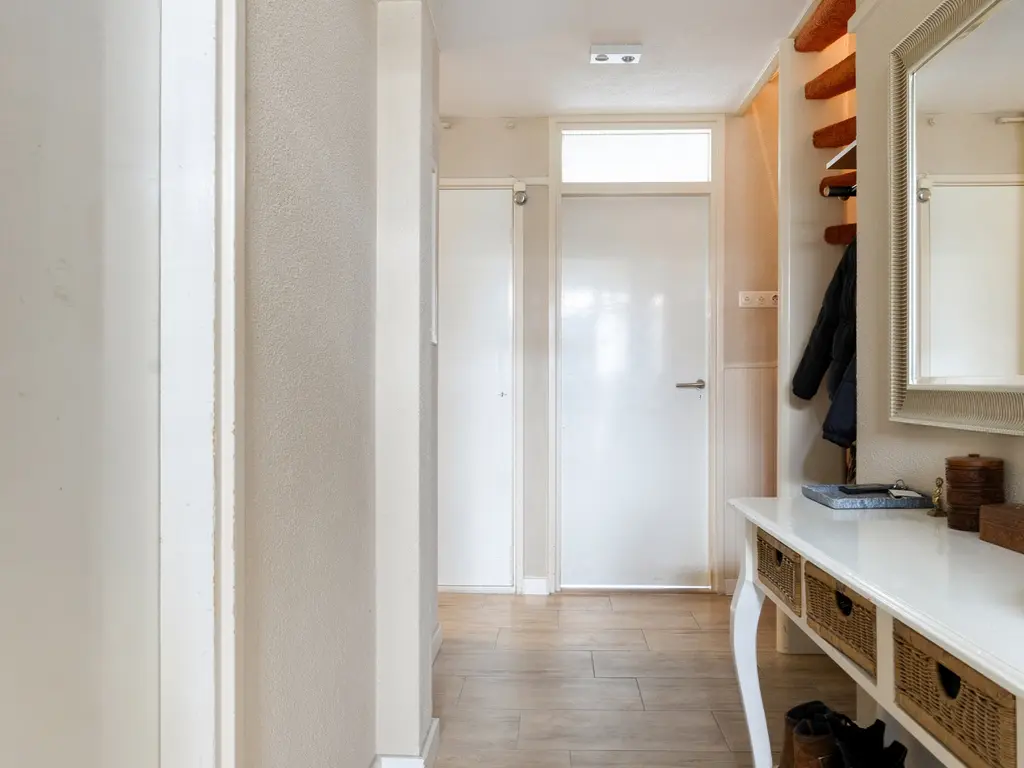 Debussystraat 39, Leiden