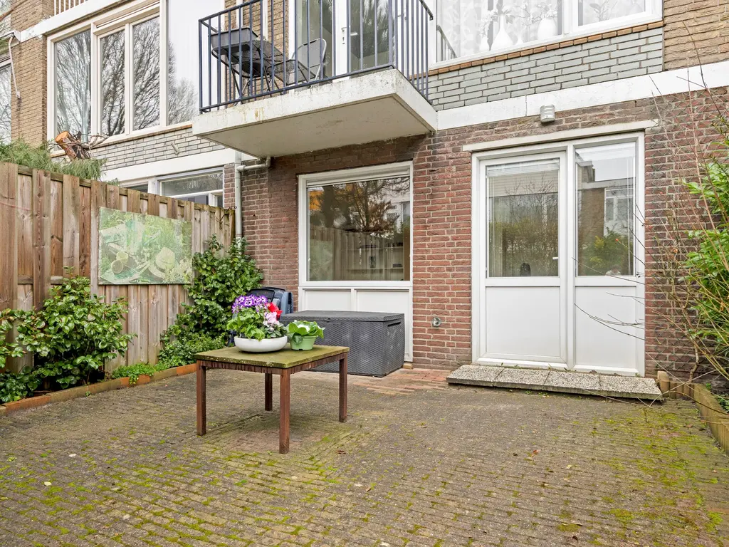 Debussystraat 39, Leiden
