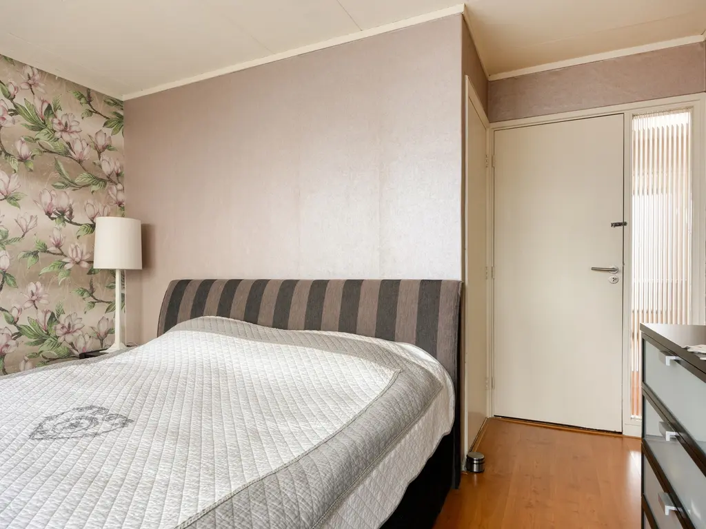 Debussystraat 39, Leiden