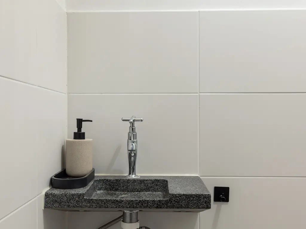 Zuidhoek 249A, ROTTERDAM