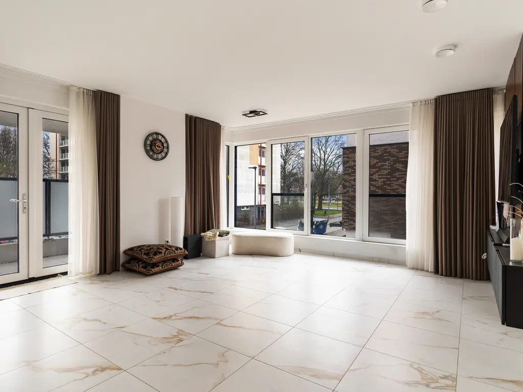 Johan Braakensiekstraat 64, SCHIEDAM