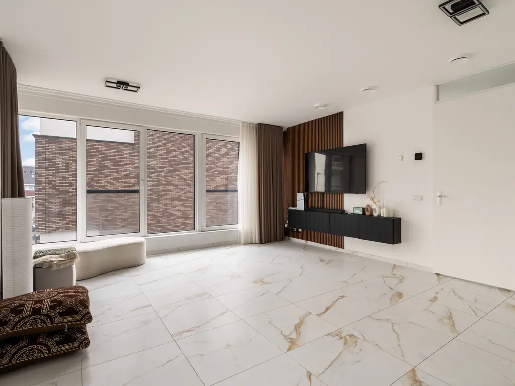 Johan Braakensiekstraat 64, SCHIEDAM