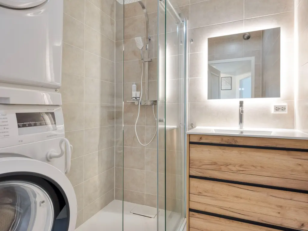 Zwaluw 24, Zoeterwoude