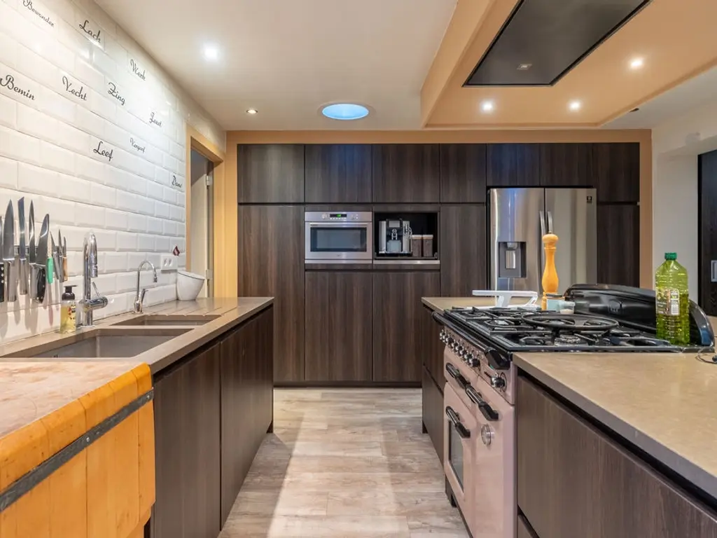 Vooreel 41  , Ravels