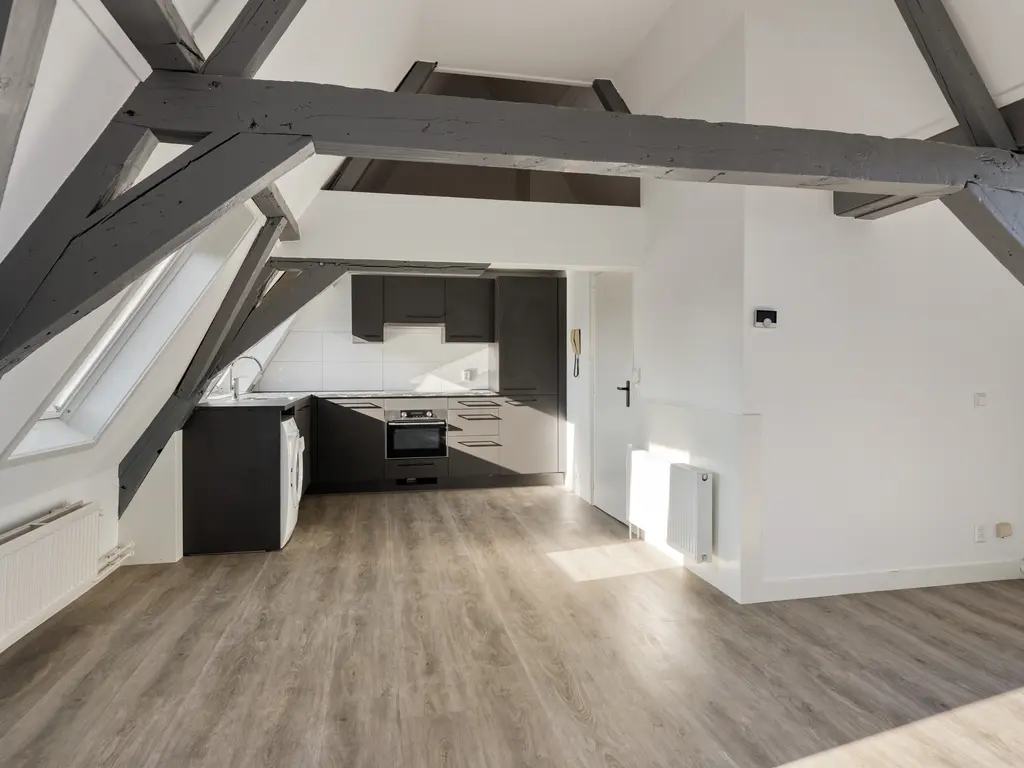 Hogewoerd 102C, Leiden