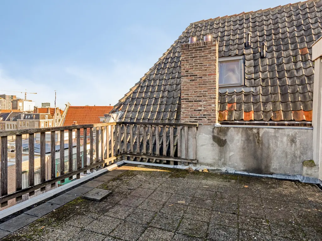 Hogewoerd 102C, Leiden