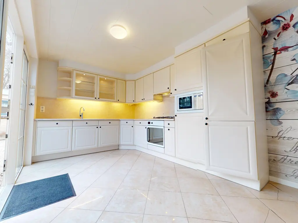 Hertog Albrechtstraat 384, GROOTEBROEK