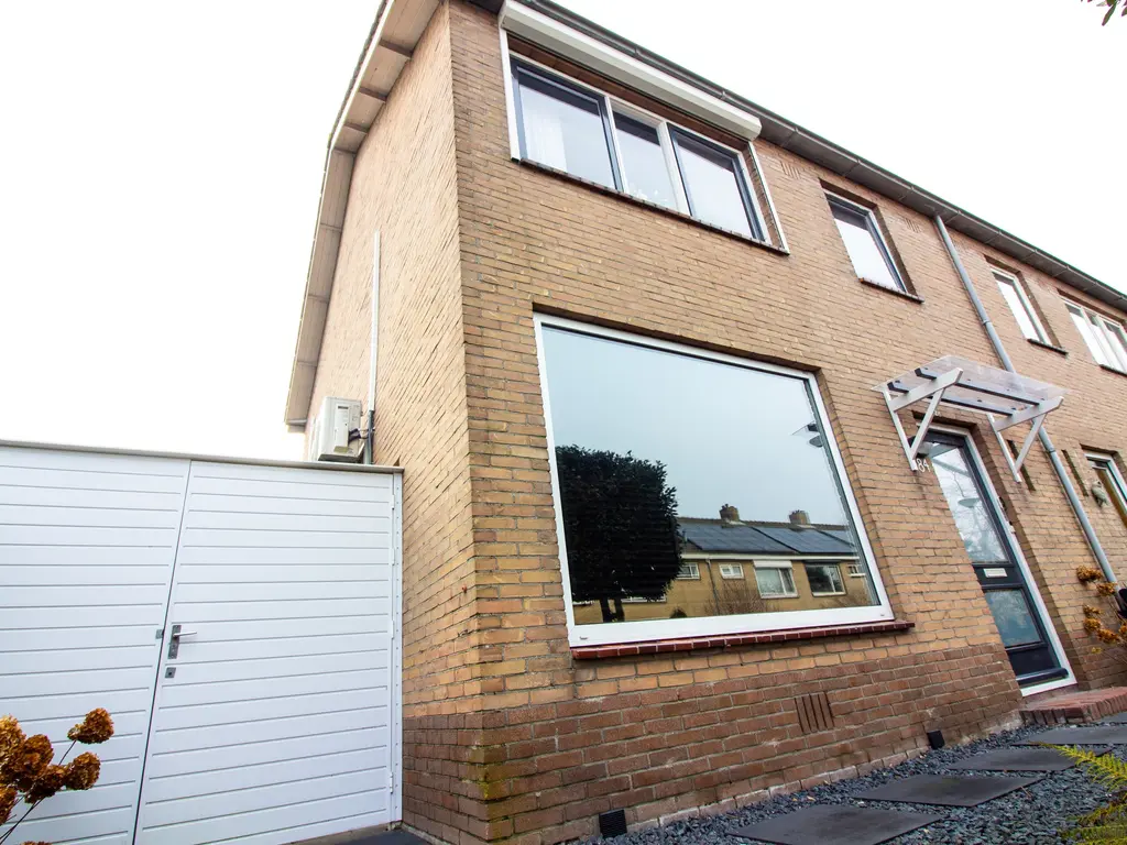 Boerhaavestraat 84, BOVENKARSPEL