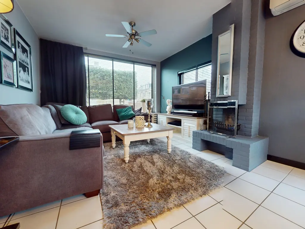 Boerhaavestraat 84, BOVENKARSPEL