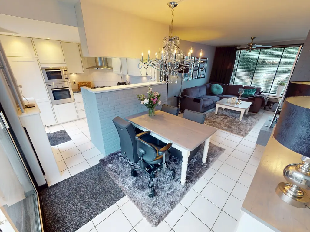 Boerhaavestraat 84, BOVENKARSPEL