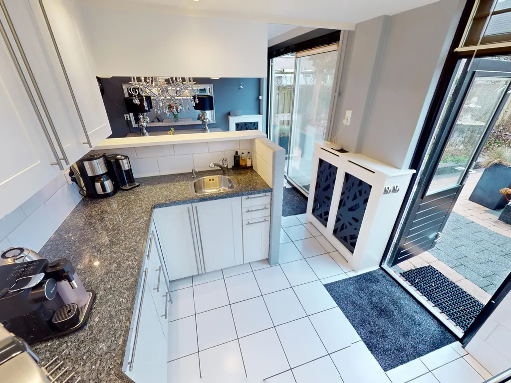 Boerhaavestraat 84, BOVENKARSPEL