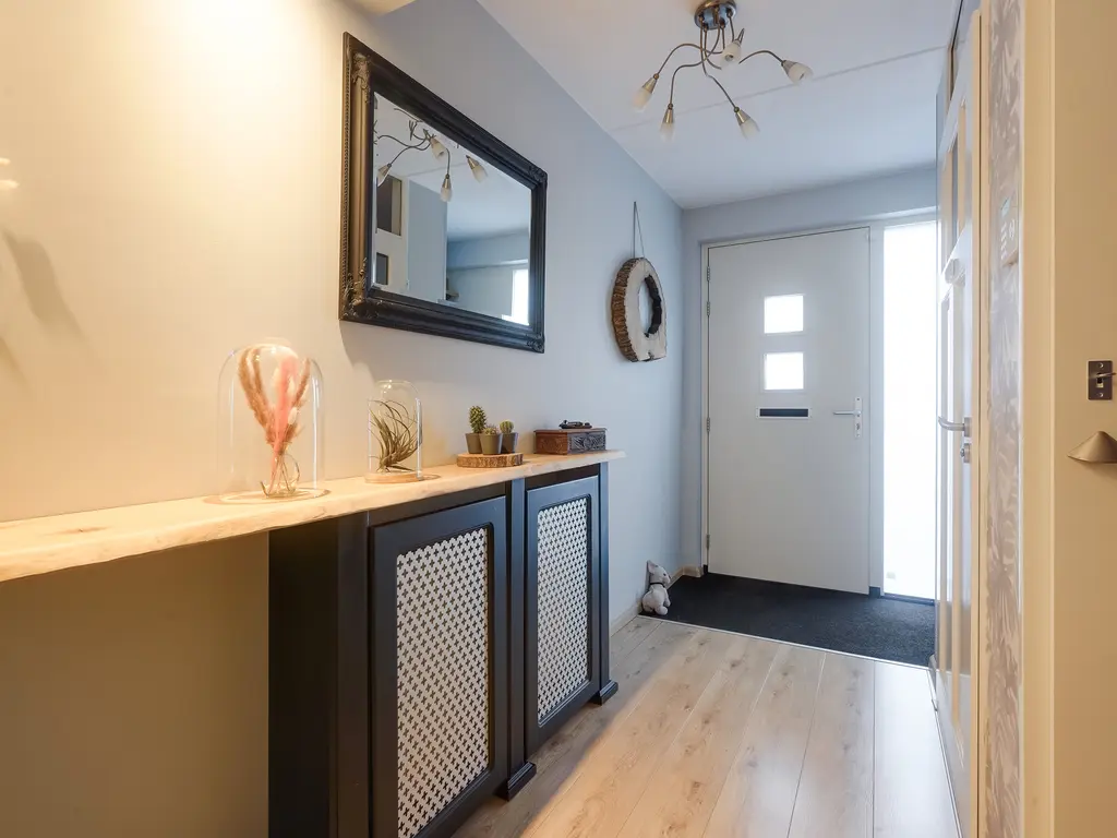 Lisdodde 13, MAASLAND