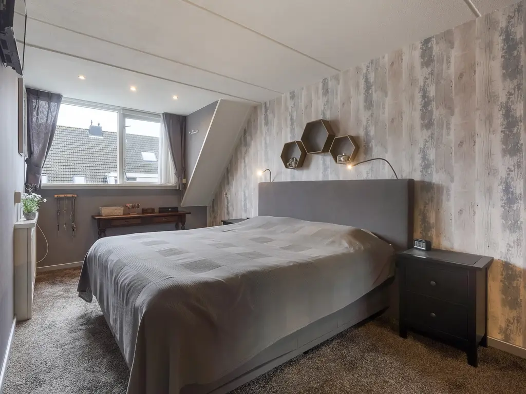 Lisdodde 13, MAASLAND