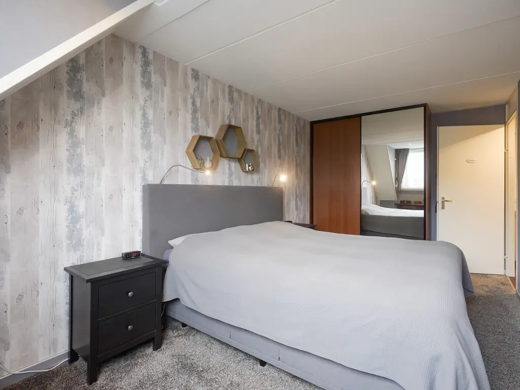 Lisdodde 13, MAASLAND