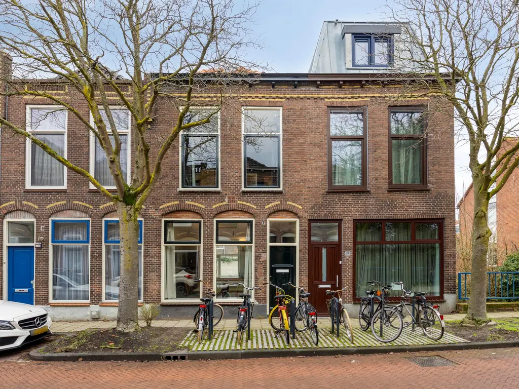 Nassaustraat 20, Leiden