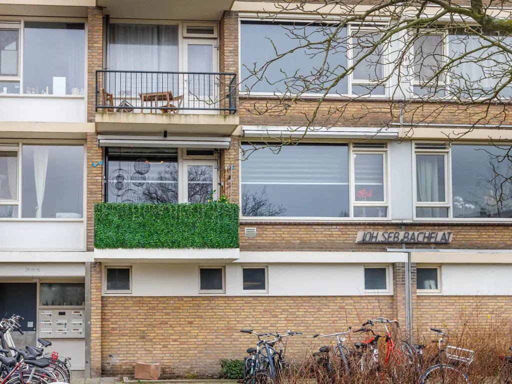 Bachstraat 328, Leiden