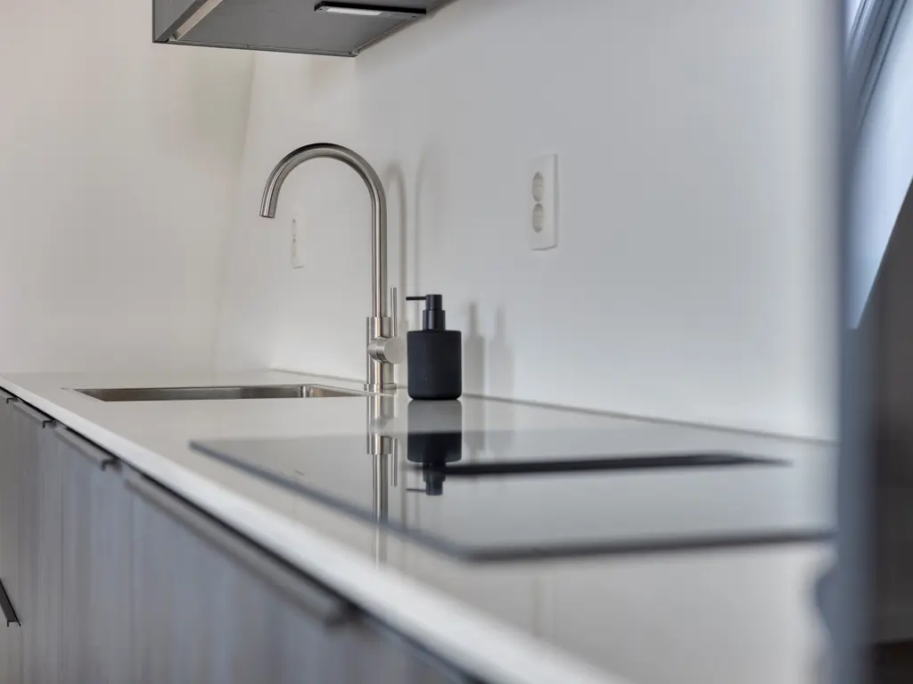 Eendragtplaats 12, Leiden