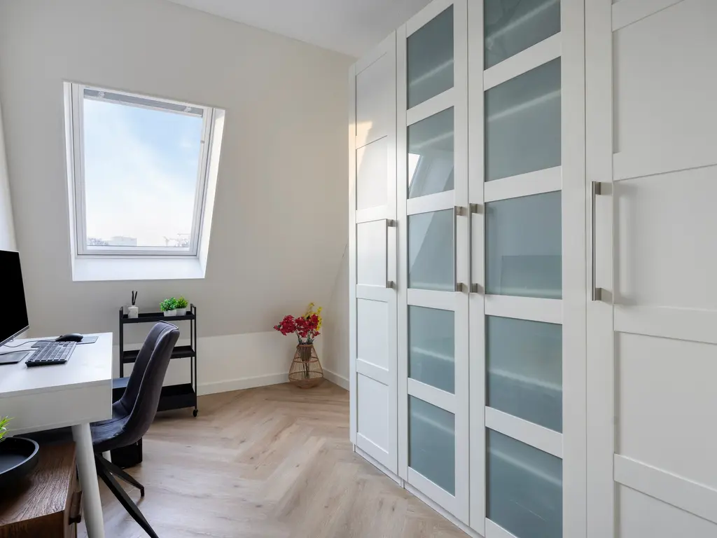 Eendragtplaats 12, Leiden