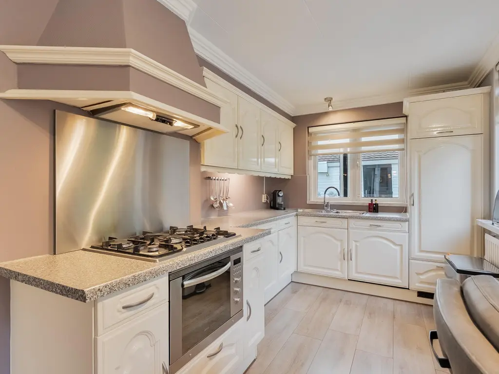 Lindtsedijk 23, HEERJANSDAM