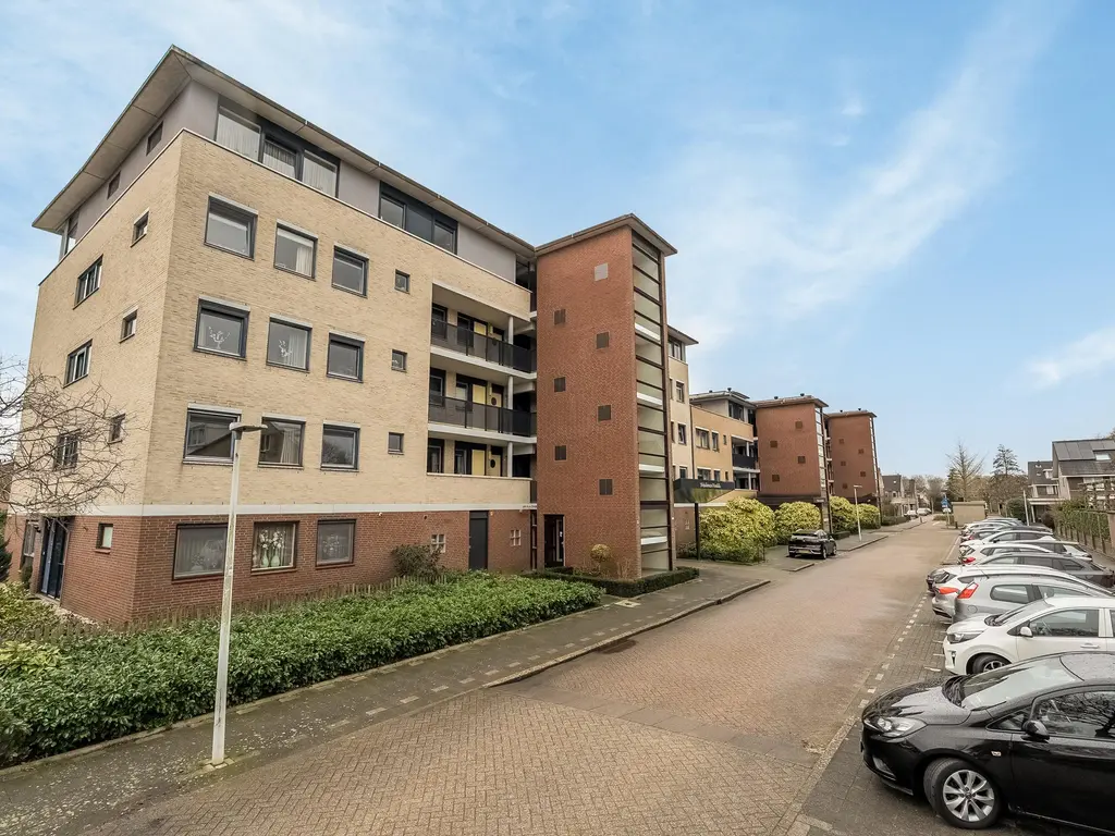 Serenadelaan 85, BARENDRECHT