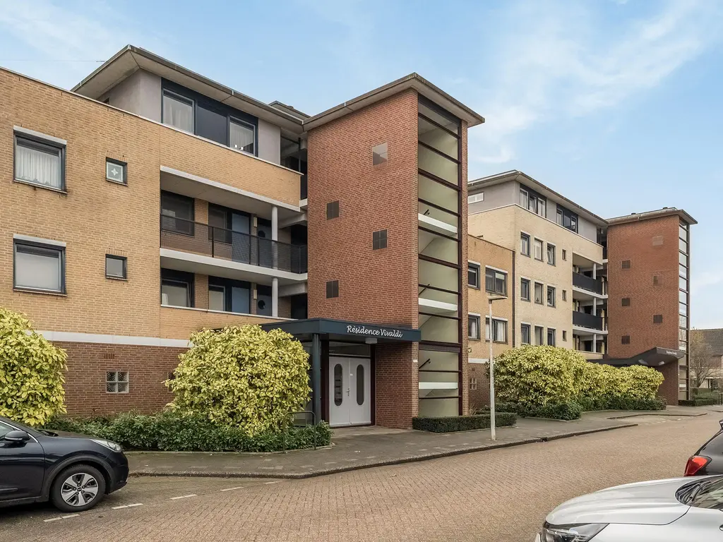 Serenadelaan 85, BARENDRECHT