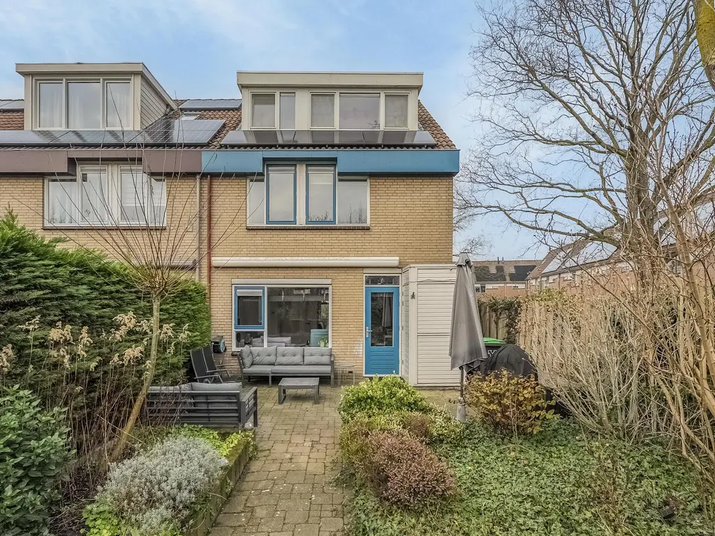 Kamperfoelie 19, POORTUGAAL