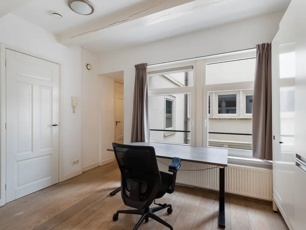 Oudezijds Achterburgwal 152C, AMSTERDAM