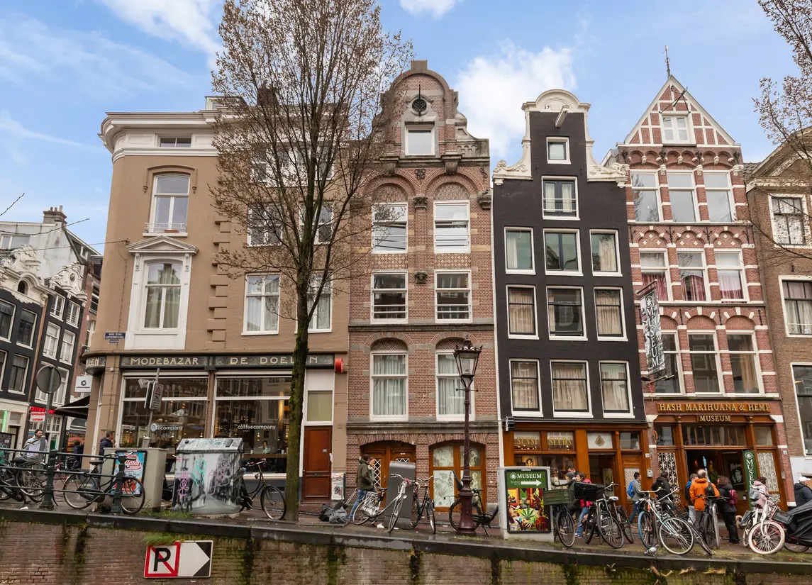 Oudezijds Achterburgwal 152C