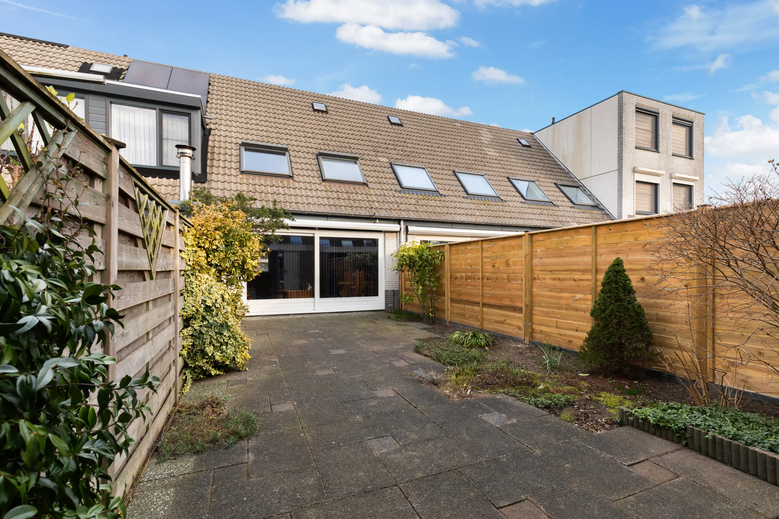 Bonn en Meeswerf 183