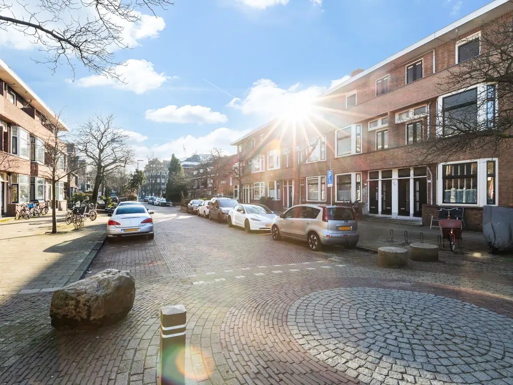 Van Ostadelaan 27A, SCHIEDAM