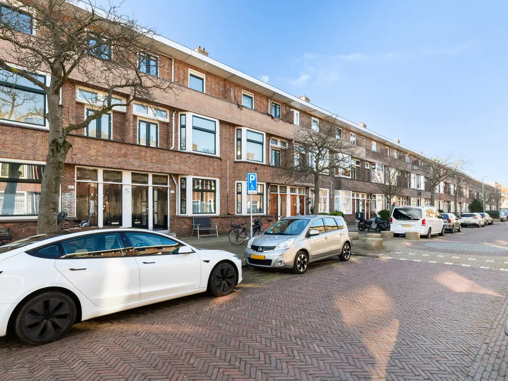 Van Ostadelaan 27A, SCHIEDAM