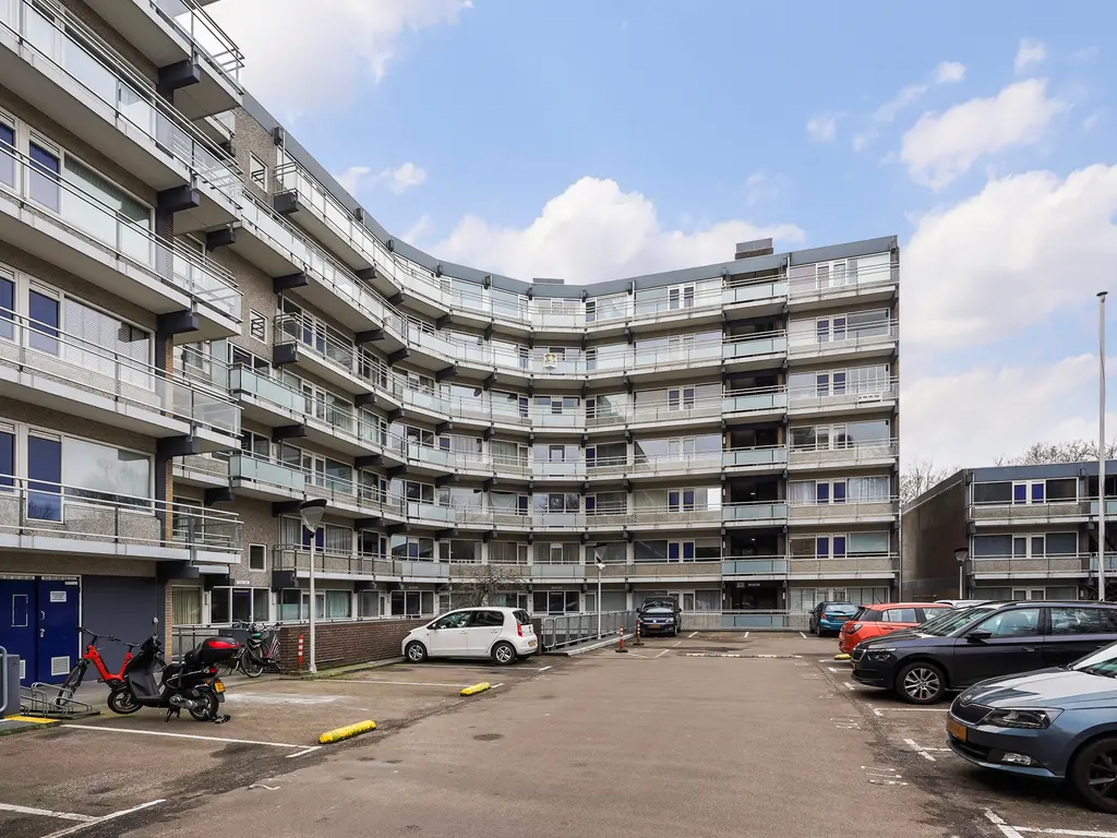 De Brink 180, Den Haag