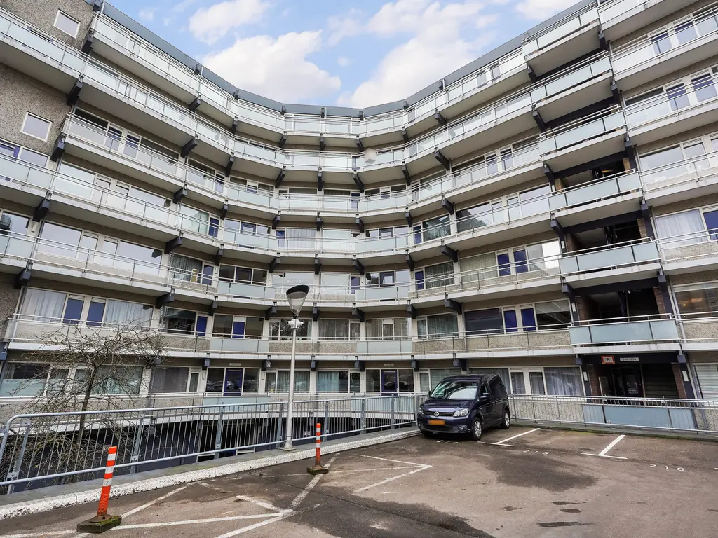 De Brink 180, Den Haag