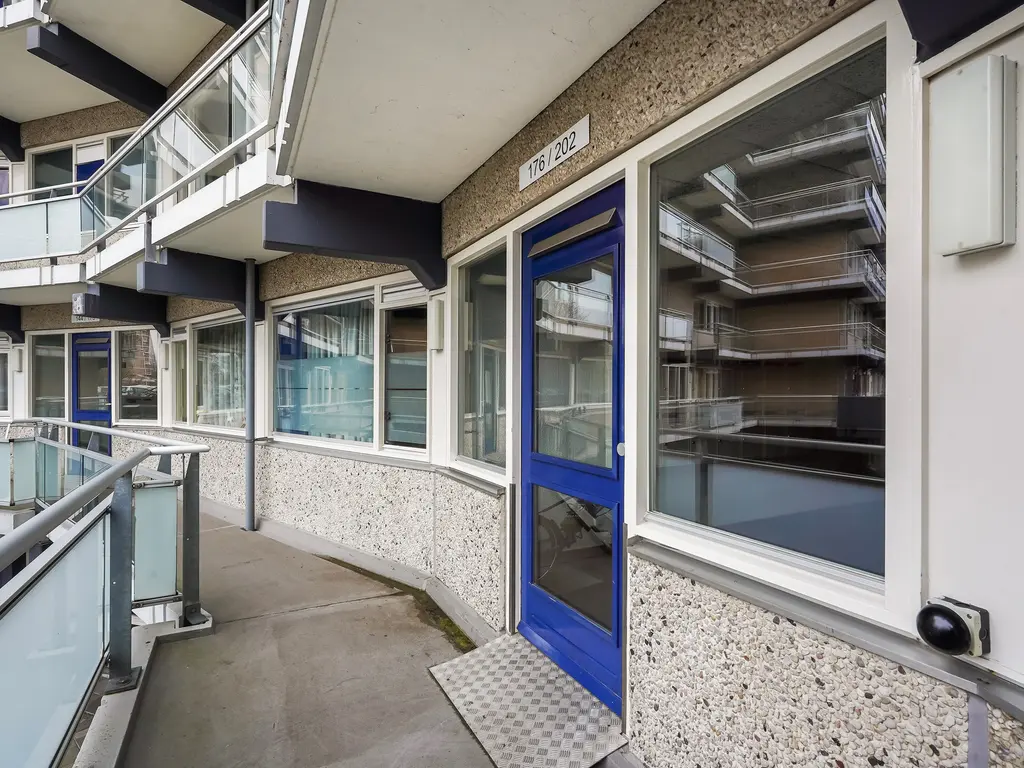 De Brink 180, Den Haag