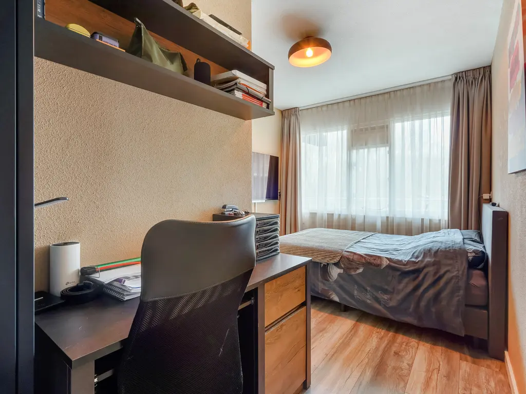 De Brink 180, Den Haag