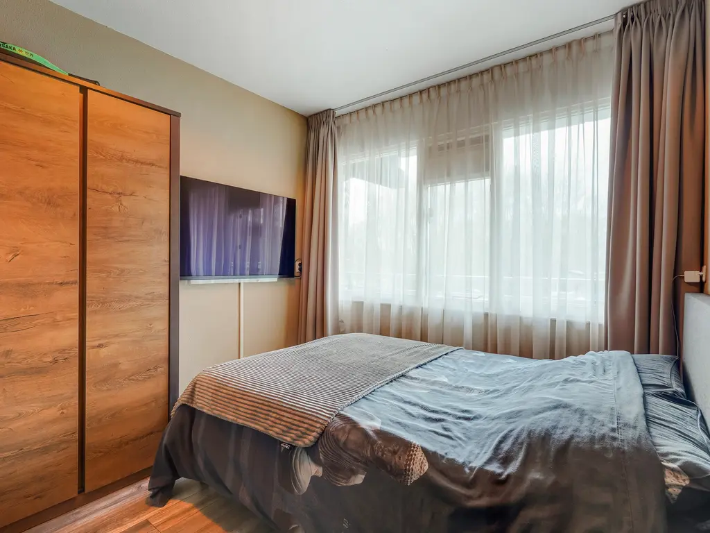 De Brink 180, Den Haag