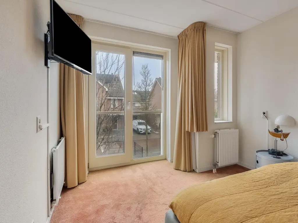 Roentgenhaven 6, BARENDRECHT