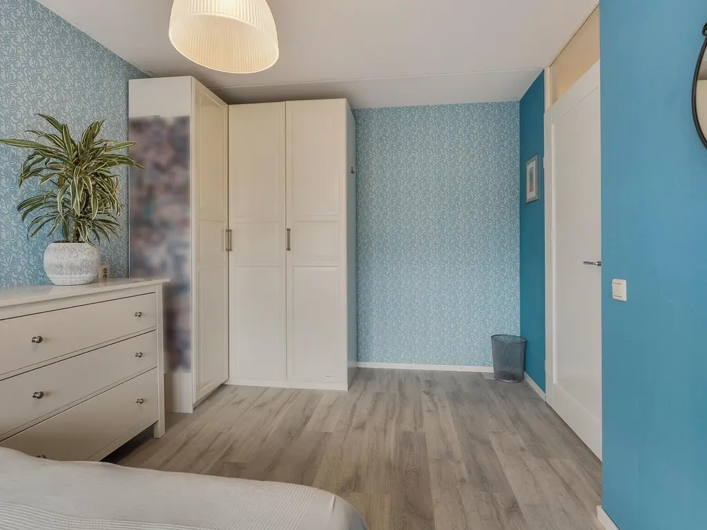 Roentgenhaven 6, BARENDRECHT