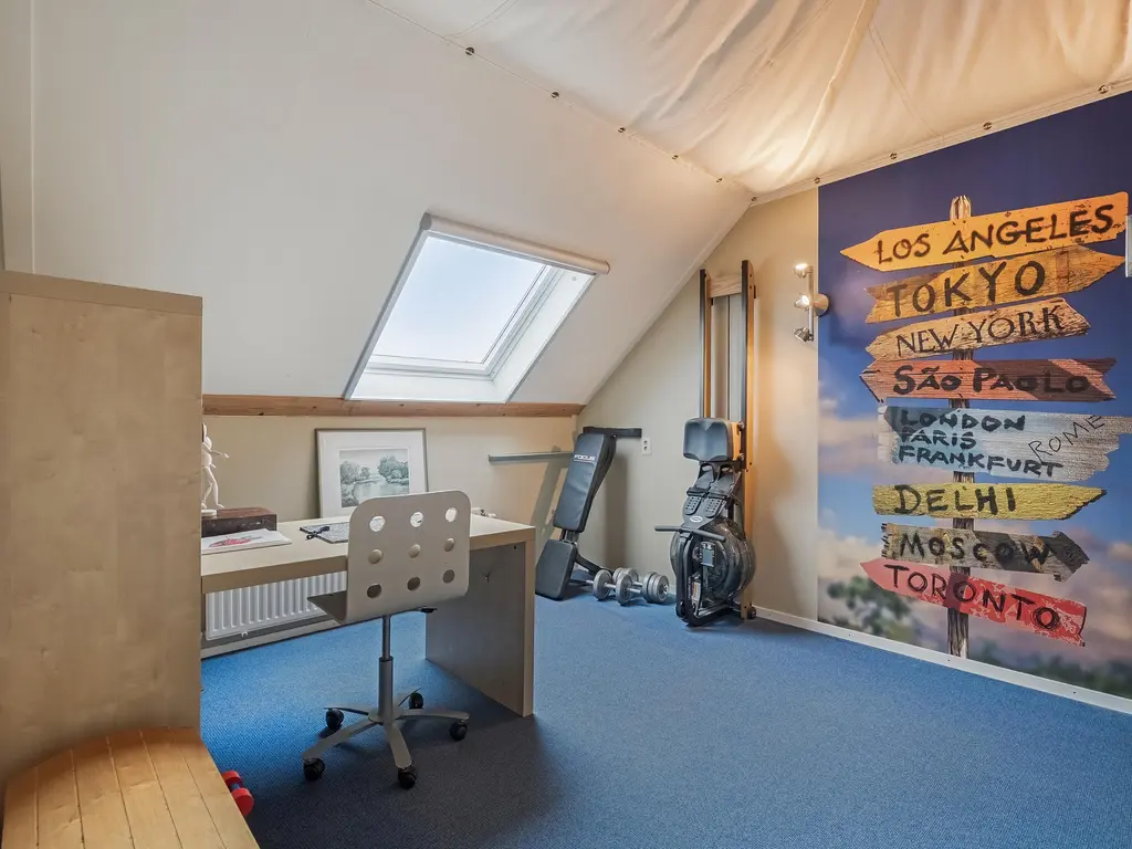 Roentgenhaven 6, BARENDRECHT