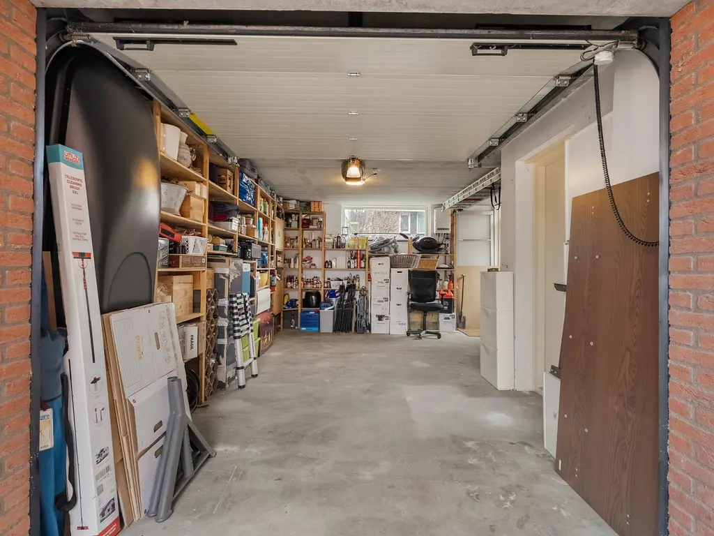 Roentgenhaven 6, BARENDRECHT