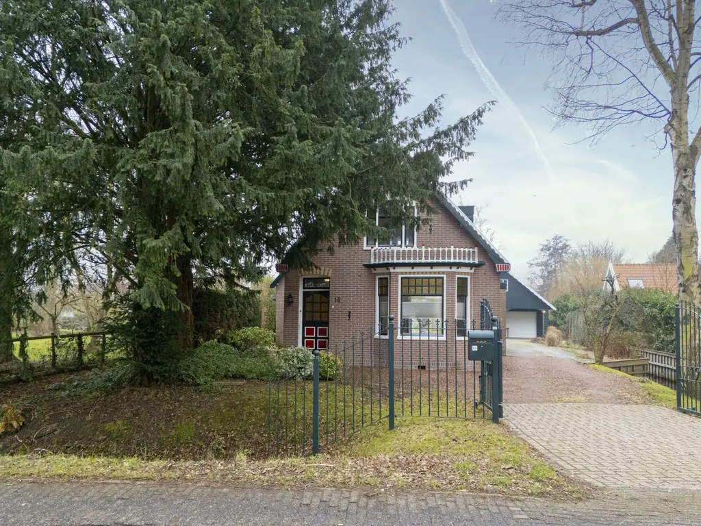 Dorpsstraat 16, ZWAAG