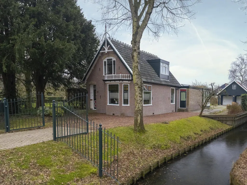 Dorpsstraat 16, ZWAAG