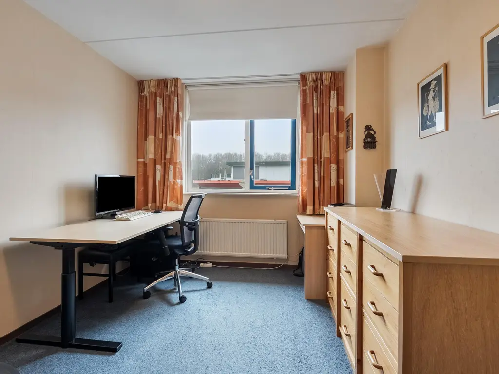 Van der Meulenstraat 5, BARENDRECHT