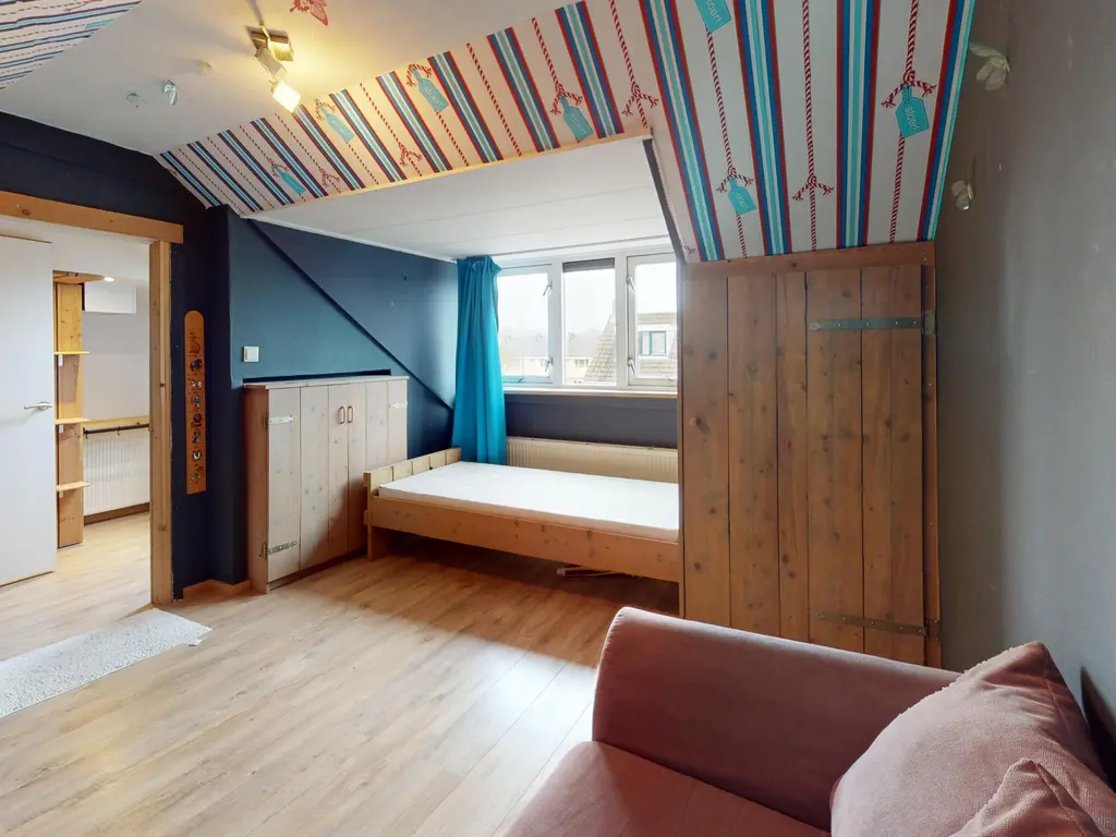 Bourgondiëweg 222, BOVENKARSPEL