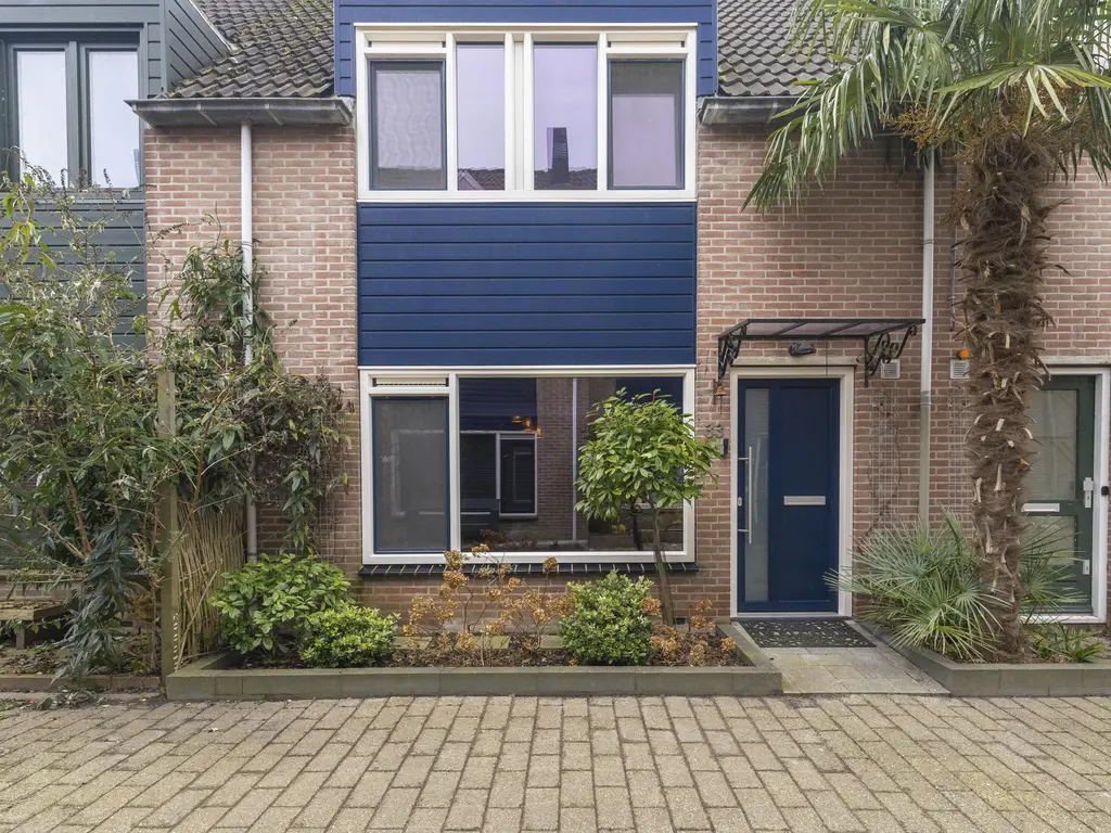 Ridderspoor 33, ZWAAG